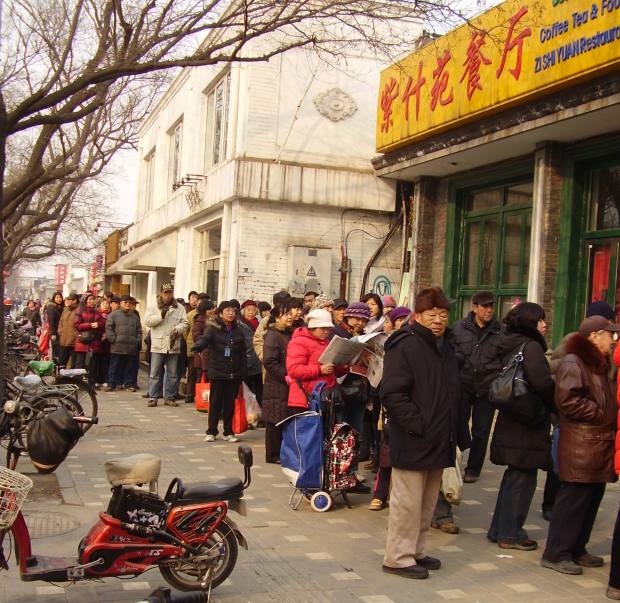 Mensen in de rij (1)