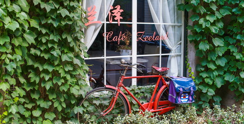 (110) Café Zeeland