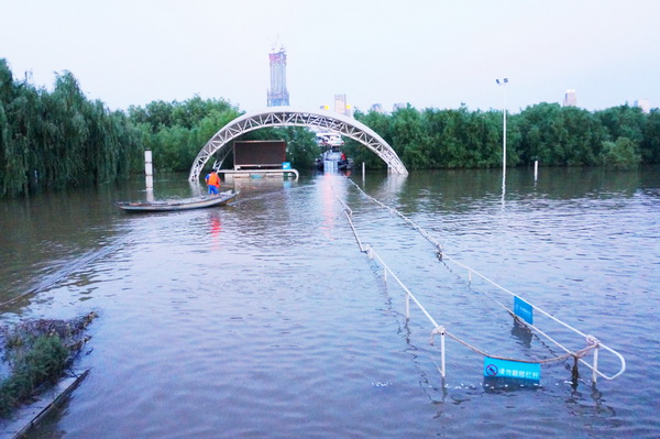 (218) Gratis openluchtzwembad-3